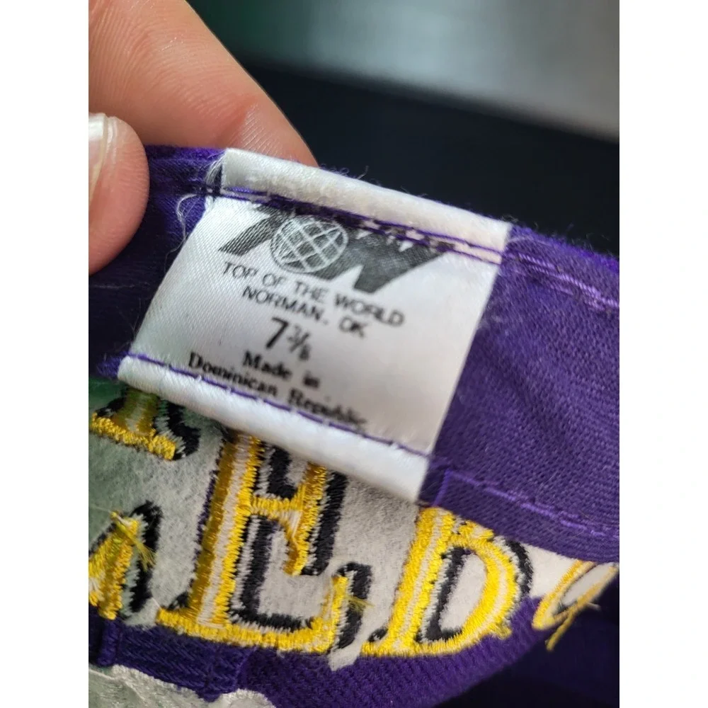VTG LSU Tigers‎ Hat Cap Football All OVER PRINT RARE PURPLE 7 3/8 FITTED